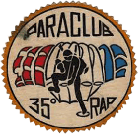 Para club du 35° Rég; Artillerie  Parachutiste  Type I I   crénelé 